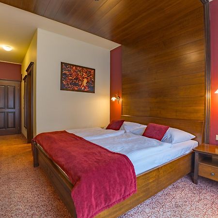 Aplend Wellness Hotel Borovica Strbske Pleso Ngoại thất bức ảnh
