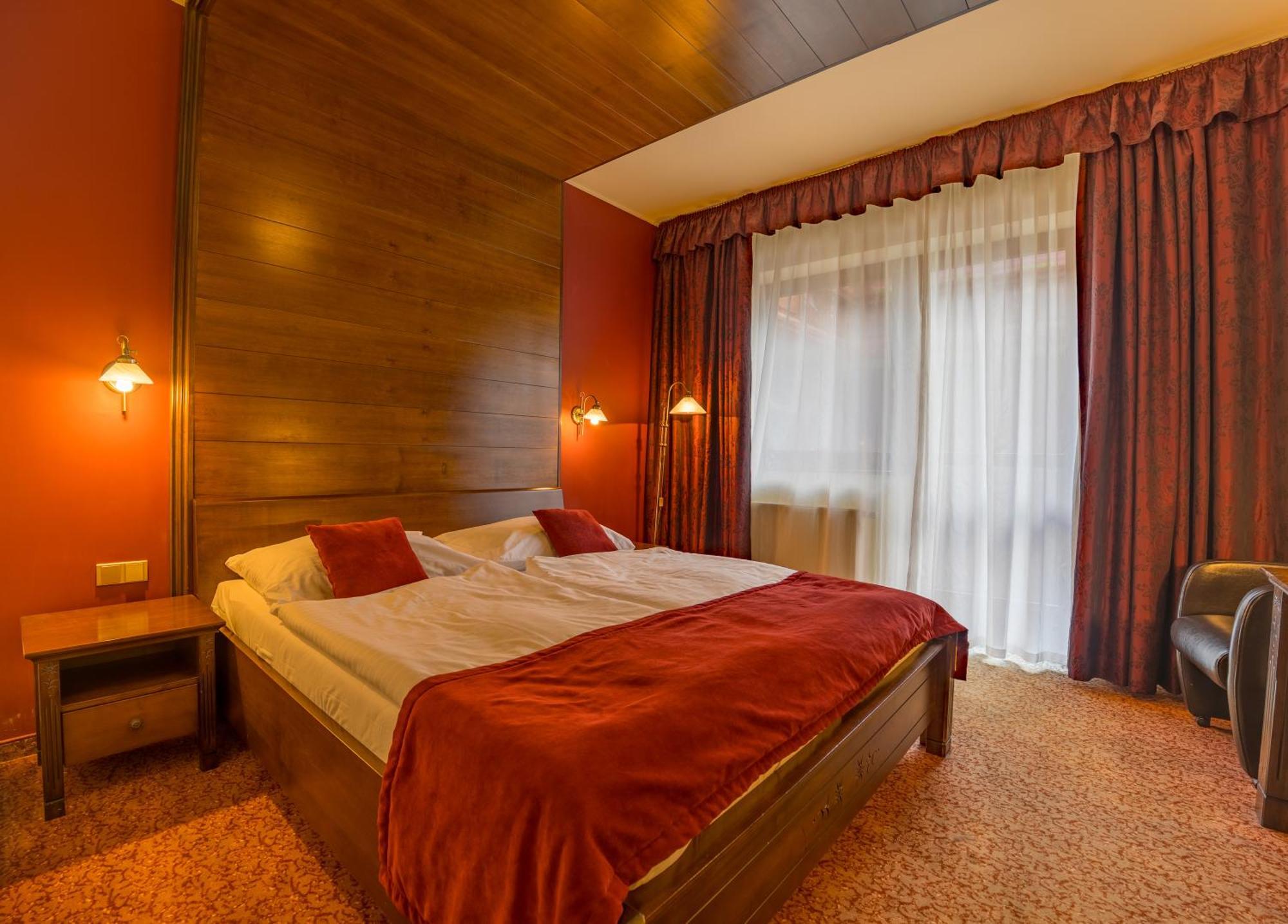 Aplend Wellness Hotel Borovica Strbske Pleso Ngoại thất bức ảnh